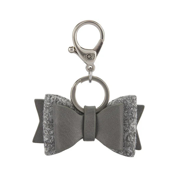 Itzy Ritzy Boss Bow