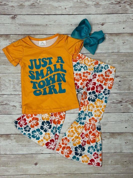 Just a small town girl; Pant set